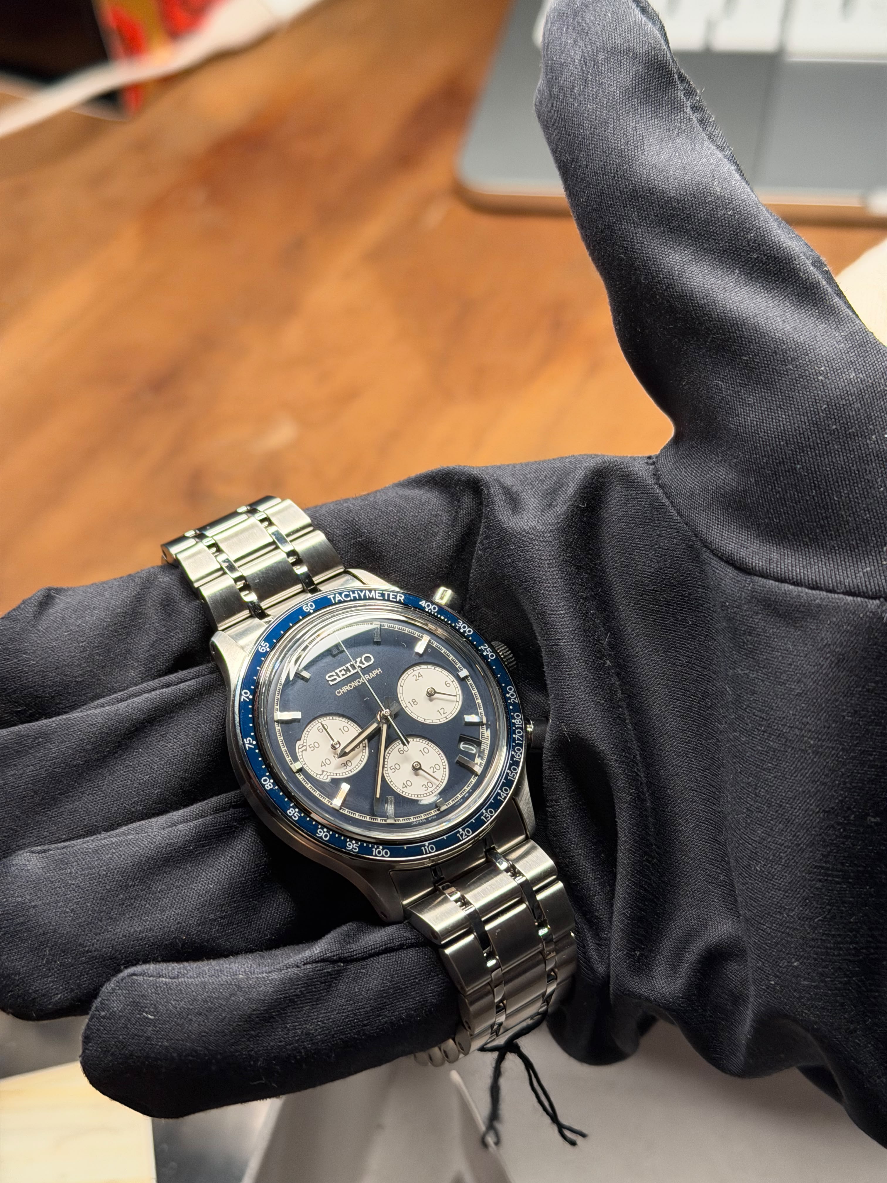 Reloj Seiko Chronograph Quartz cronógrafo a cuarzo. Caja y Papeles.